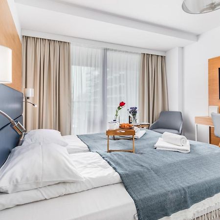 Seaside Park Private Apartment By Noclegi Renters Колобжег Екстер'єр фото